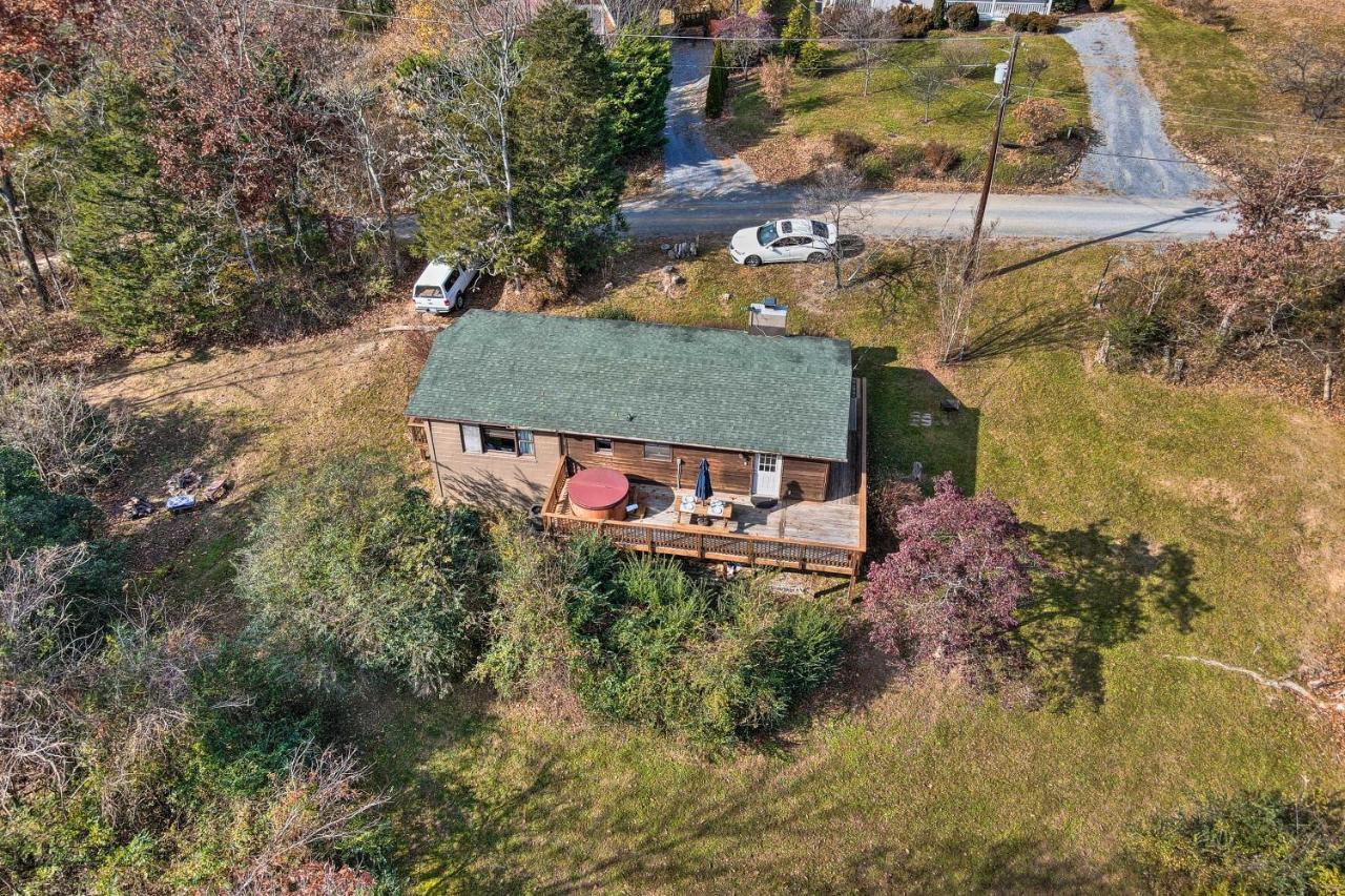 Calming Shenandoah Valley Cabin With Hot Tub! Villa Luray Eksteriør billede